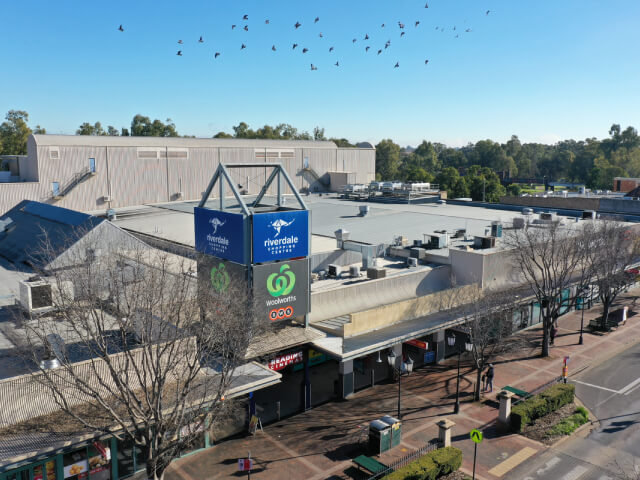 Exterior view of Riverdale Shopping Centre